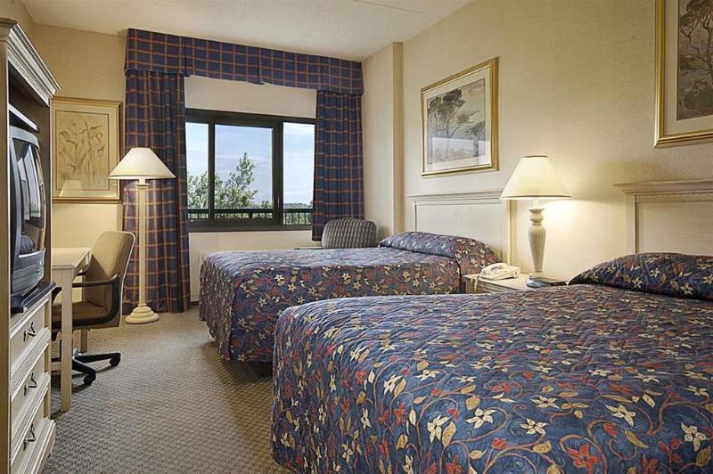 Ramada By Wyndham Yonkers - Westchester Zewnętrze zdjęcie