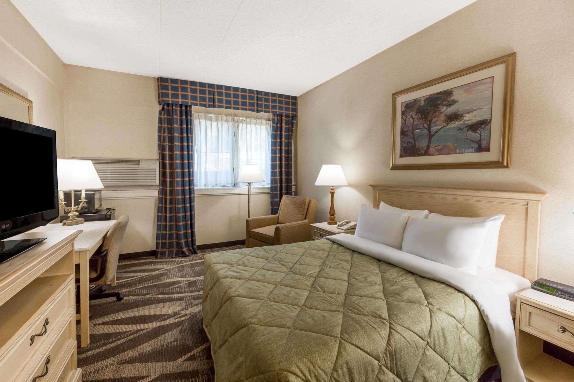 Ramada By Wyndham Yonkers - Westchester Zewnętrze zdjęcie
